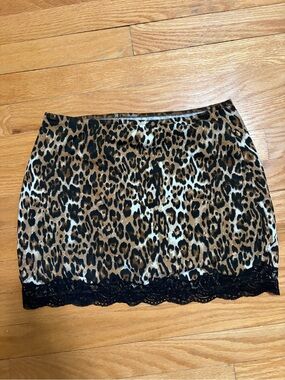 Leopard Print Lace-Hem Mini Skirt - Brown/Black